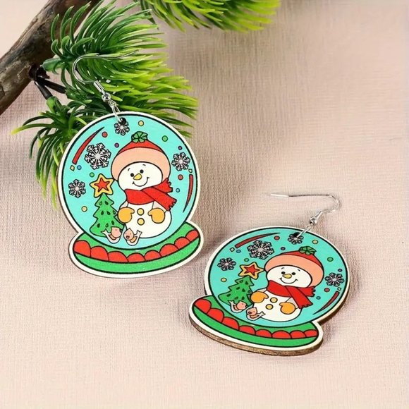 3/$12~Chrismas Snowman Snow Globe Earrings - Picture 2 of 3